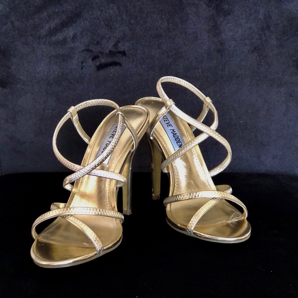 Steve Madden Women’s size 5.5 GOLD Daphny  High Heel Shoe
